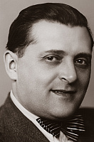 Борис Петкер