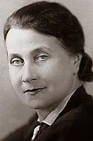 Нина Сластенина