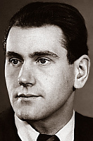 Юрий Леонидов