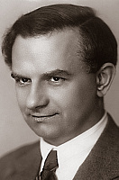 Владимир Попов