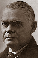 Николай Ульянов