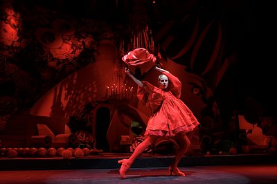 8 разгневанных женщин