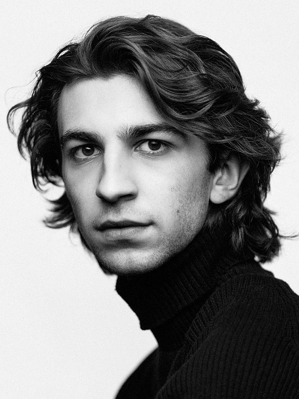 Романов  Николай  Владимирович