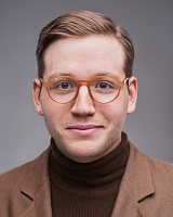 Олег Сапиро