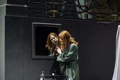 Маскарад с закрытыми глазами