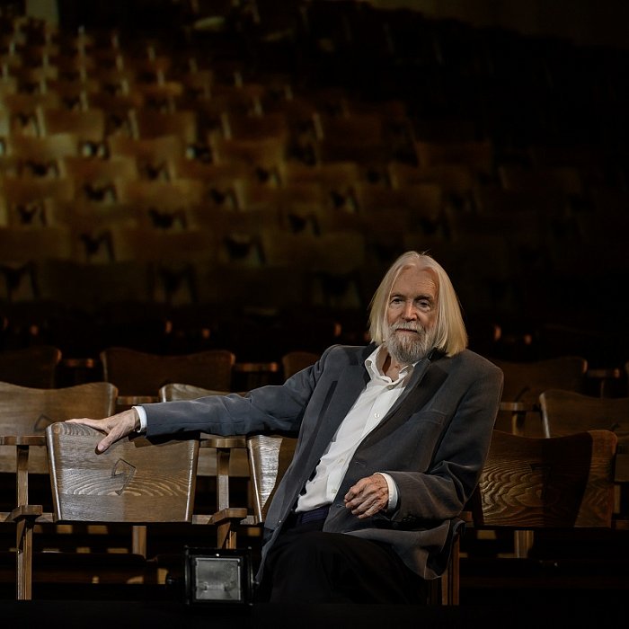 9 ряд. 10, 11 место