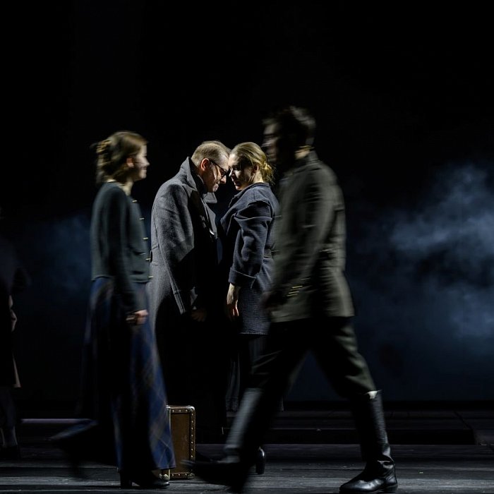 Двадцать дней без войны