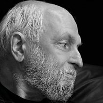 «Мхатовские пятницы»: Кама Гинкас и Художественный театр