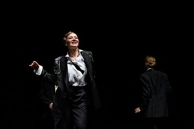 8 разгневанных женщин