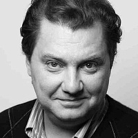 Александр Попов