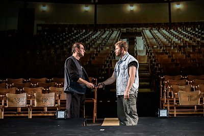 9 ряд. 10, 11 место