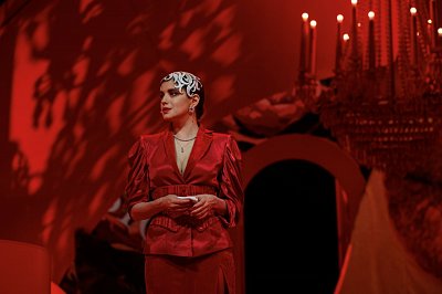 8 разгневанных женщин