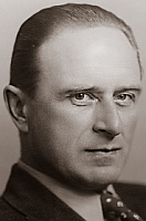 Анатолий Кторов