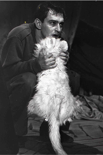 «Утиная охота». 2002 г. Зилов - К.Ю.Хабенский. Фото И.Александрова